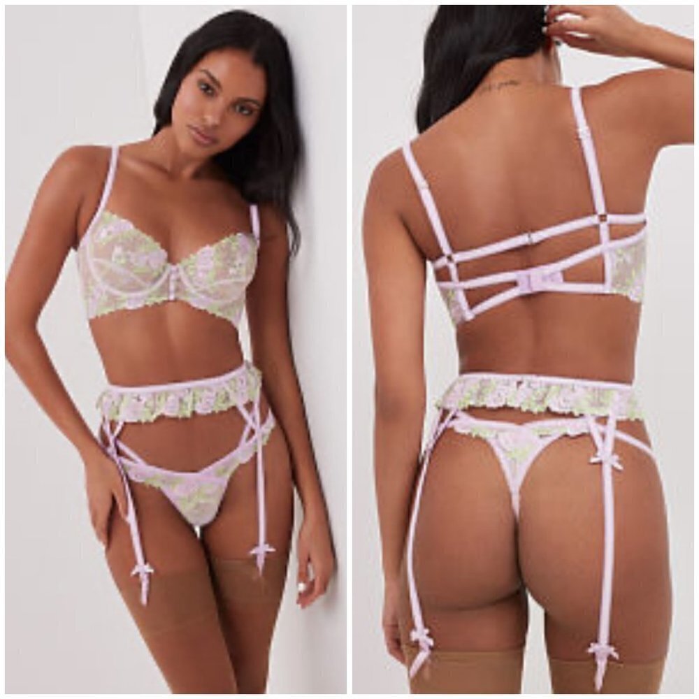 💕FOR LOVE AND LEMONS💕 Berry Garter Belt ~ Lavender Medium M NWT